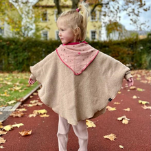 Lade das Bild in den Galerie-Viewer, FlyWing Dreieckstuch im Design "SPACE PINK"
