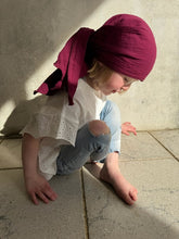 Lade das Bild in den Galerie-Viewer, Kopftuch im Design "BEERE"