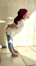 Lade das Bild in den Galerie-Viewer, Kopftuch im Design "BEERE"