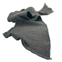 Lade das Bild in den Galerie-Viewer, FlyWing Schal im Design "SCHWARZ"