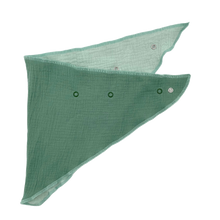 Load image into Gallery viewer, FlyWing Triangular Scarf in the design “BLASSGRÜN LINDGRÜN”
