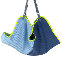 Load image into Gallery viewer, LiveBag in the design “HELLBLAU RAUCHBLAU”
