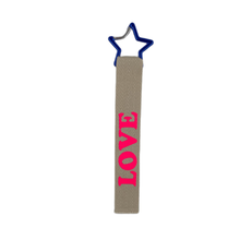 Load image into Gallery viewer, Bag and Keychain &quot;LOVE&quot; in &quot;NEONPINK&quot;
